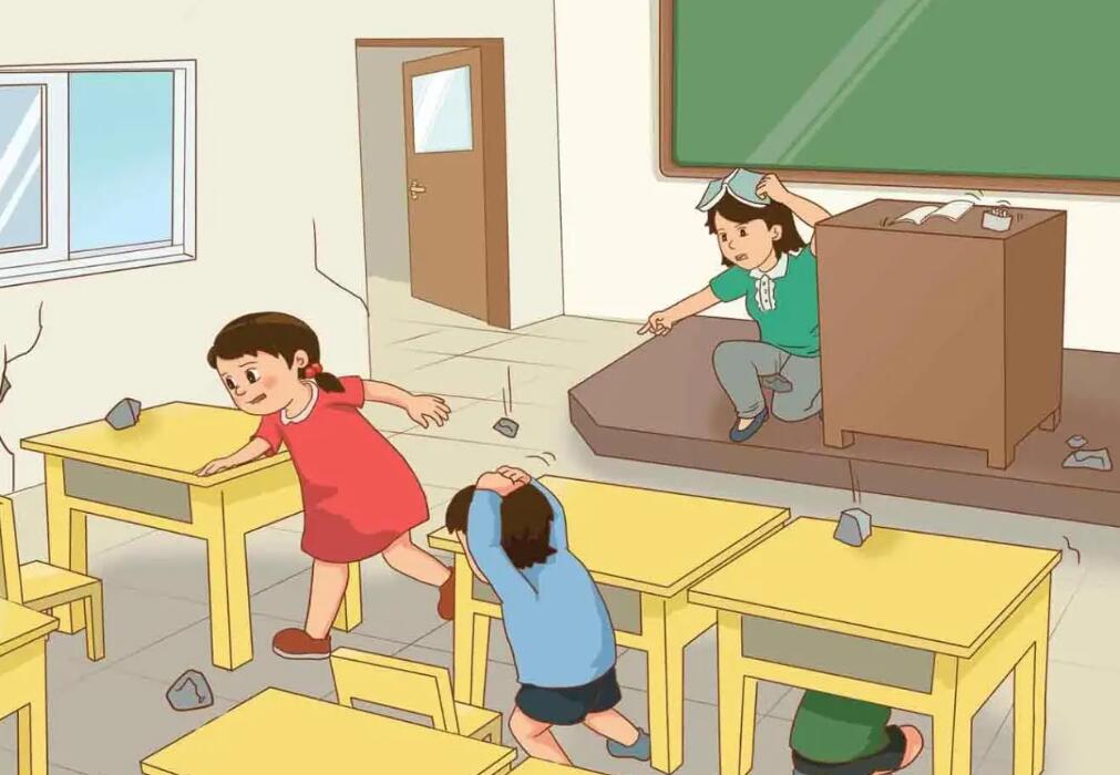 遭遇地震时，第一波震感过去后，能立刻回家拿财物吗